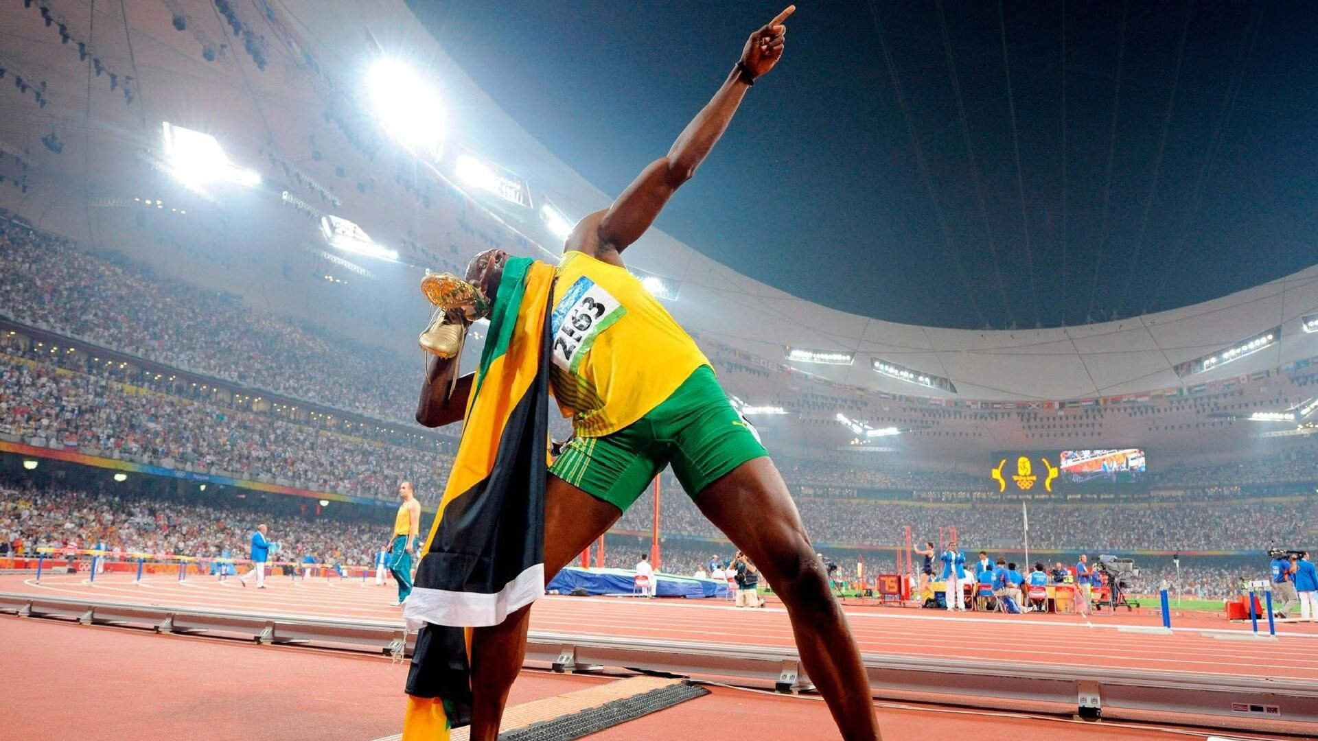 冠军球队球员参与运动康复志愿服务传递关爱理念,篮球运动员康复训练