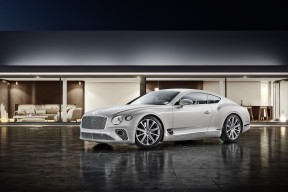 AYX体育官网-“高新体育中心：羽毛球赛场上演速度与力量的巅峰较量”